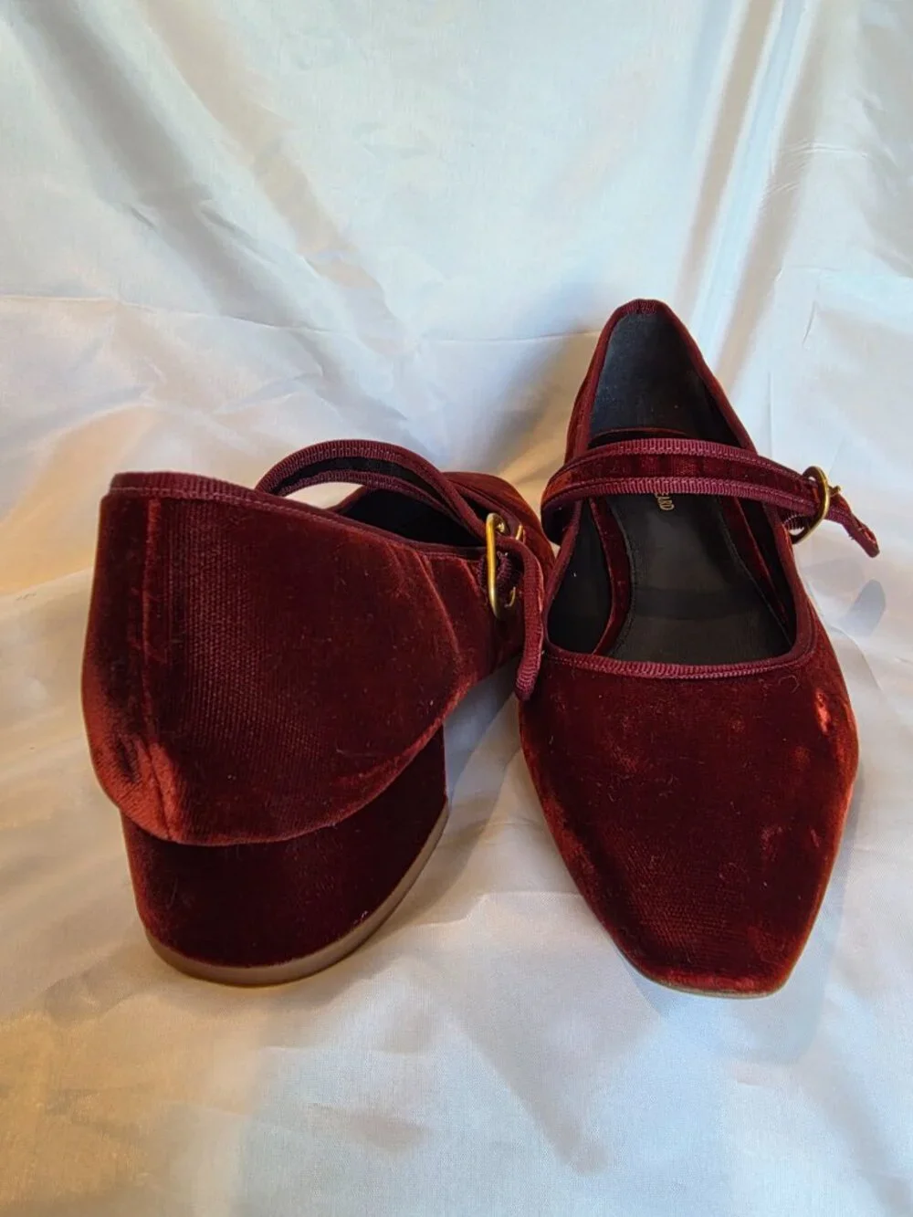 VERONICA BEARD BURGUNDY VELVET MARY JANE BLOCK HEEL SHOES – SIZE 8.5